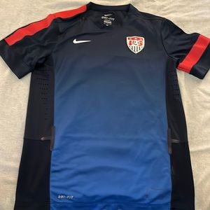 Nike US Soccer Men’s Training Top - Medium USMNT